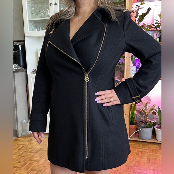 Michael Kors coat - Picture 1 of 7